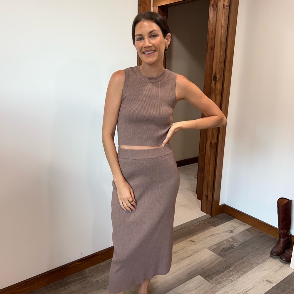 Ribbed midi skirt set